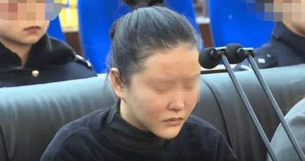 谭明明拿父亲给的钱买玛莎拉蒂suv,"老娘鞋 包能买辆法拉利!