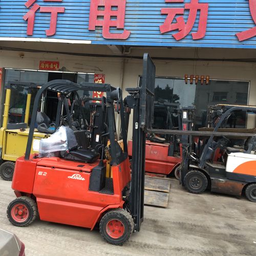 林德叉车二手2吨林德电动叉车两节自由提升32米门架左右侧移器