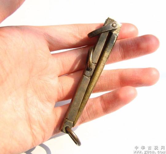 包老包真清代随身携带防身的兵器