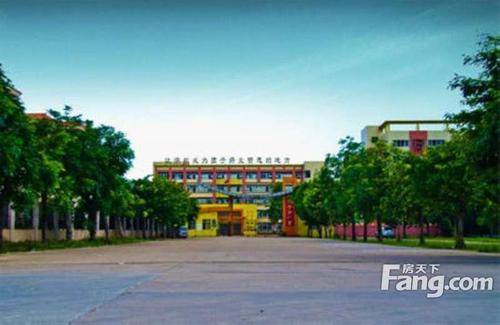 翠园雅居西樵实验小学