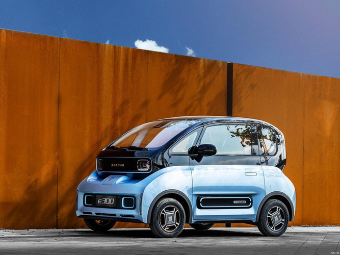 新宝骏e300上市破局电动微型车市场引领代步走向正规化