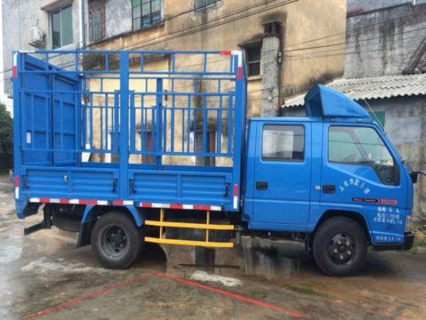 江铃货车顺达江铃顺达110马力335米双排栏板轻卡新车一样