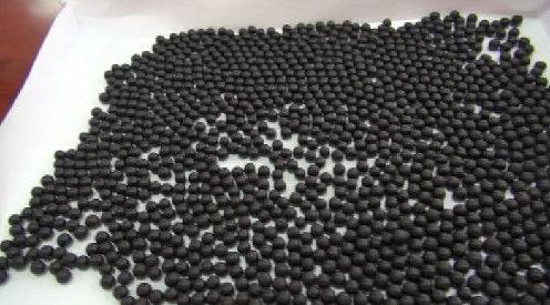 自称"性病专家",专看难言之隐,他卖的黑色小药丸竟是