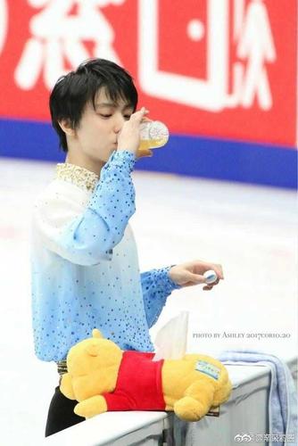 如何评价羽生结弦成功卫冕2018年平昌冬奥会花样滑冰男单冠军