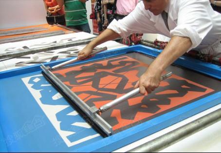丝网版画制作过程