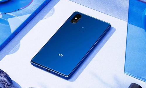 小米8 se定位小屏手机遭到网友吐槽,这不是真正的小屏手机