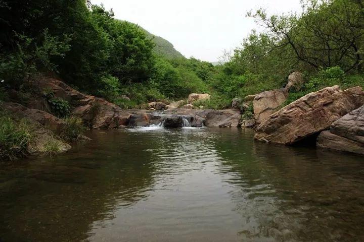 25,龙天沟风景区    地址:遂平县009县道