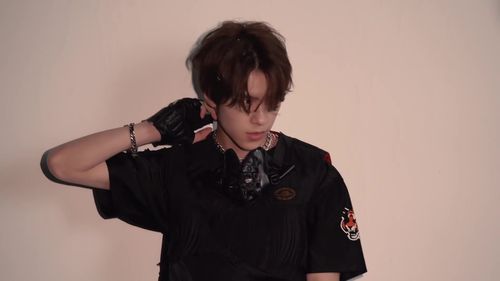 黄冠亨威神vhendery童话末尾篇