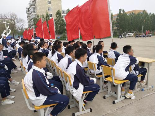 乘风破浪 扬帆远航 --进取中的克东二中八年一班