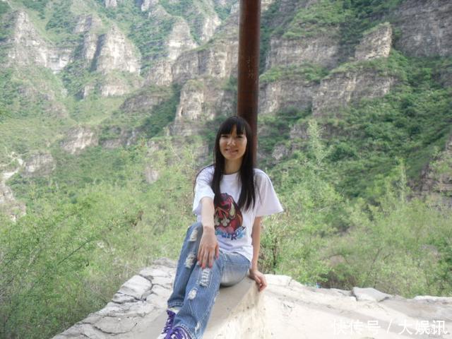 为什么城市的一些女性比农村女性穿着更朴素?