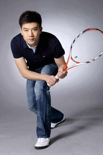 尤宁图片 央视主持人尤宁图片