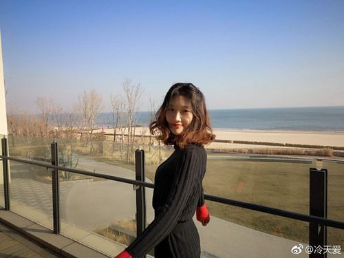 2018年《一起说奥运》花滑组冠军冷天爱成央视《体坛快讯》新主播