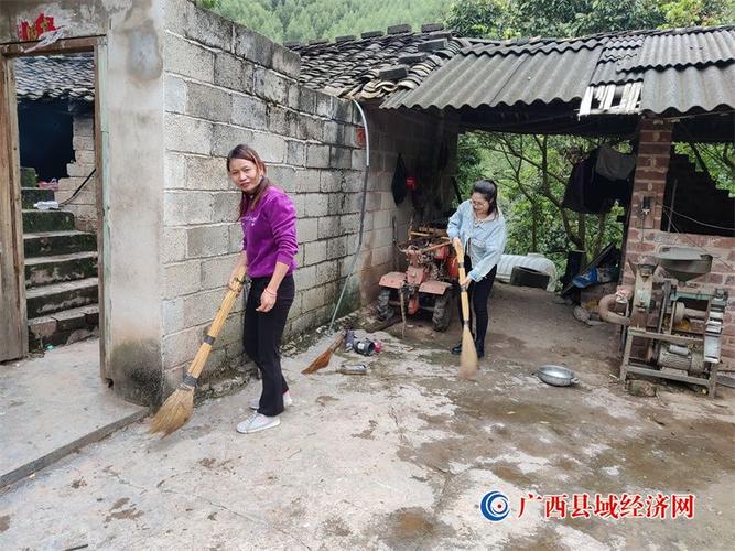 宁明县寨安乡开展六个一活动筑牢边境疫情防线