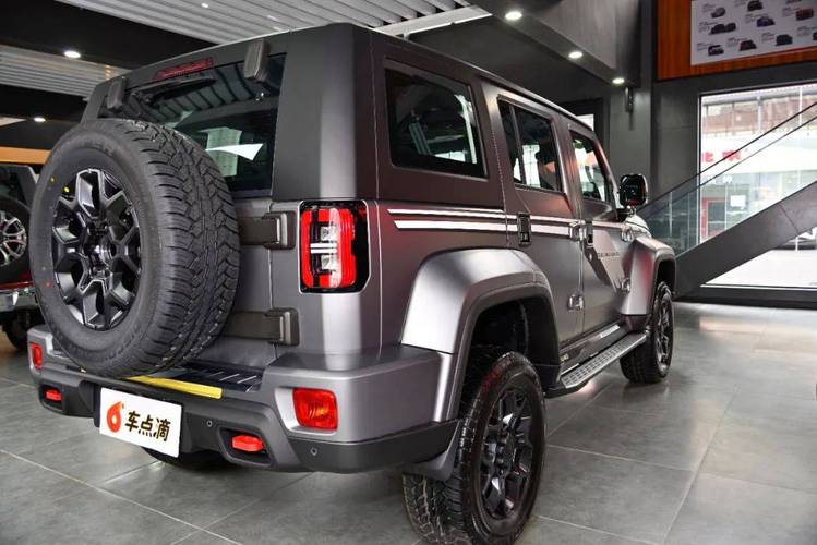 强硬到底有现货品味2022款bj40环塔冠军版的铁汉柔情