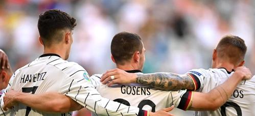 当c罗接到若塔精妙的横传,轻松敲开诺伊尔把守的大门之时,似乎让勒夫