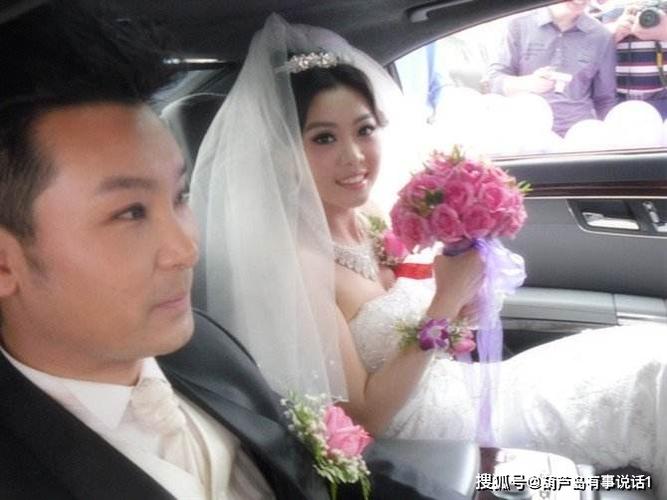 原创世界小姐亚军战扬,比丈夫刘和刚小十岁,如今一家四口十分幸福