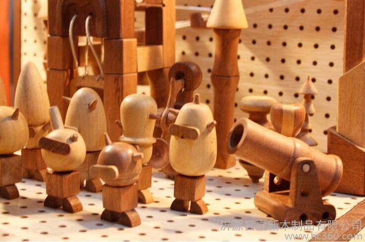 供应优质手工木制品