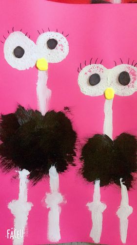 亲二宝贝创意牙刷画～可爱的鸵鸟