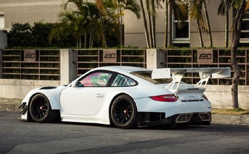 完美改装宽体保时捷 911 gt3