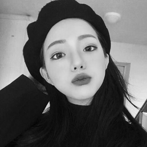 微信头像冷酷霸气黑白女图片任性固执的女神喜欢不