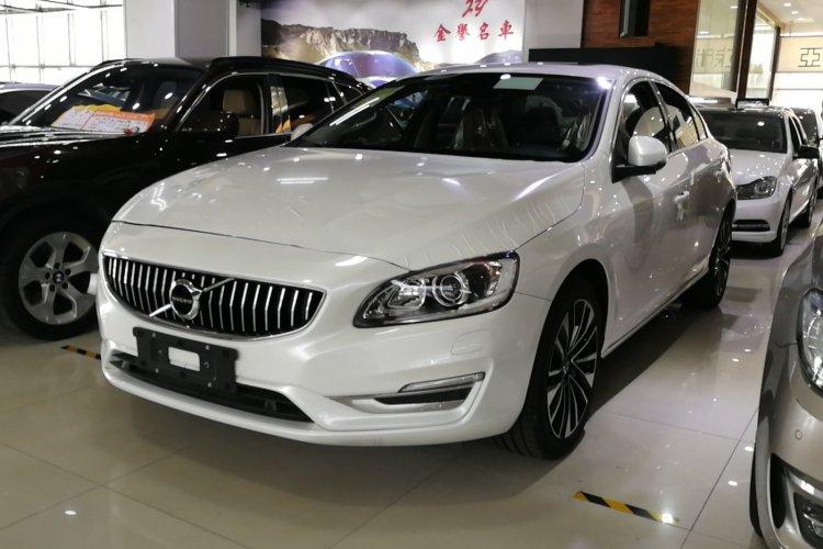沃尔沃 s60l 2018款 2.0t 自动 t4智远进取版