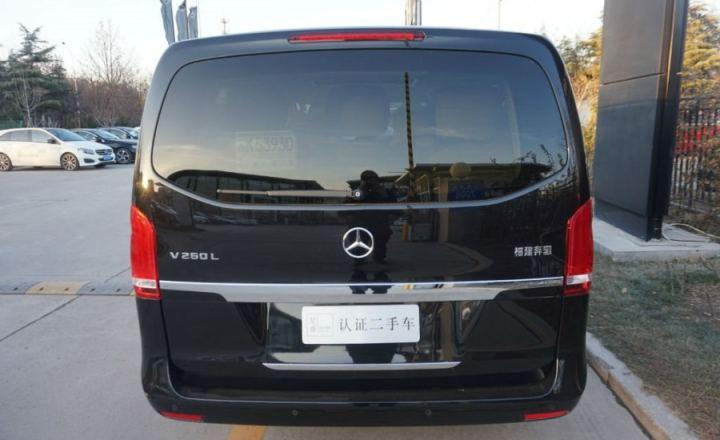 潍坊二手奔驰v级 2016 款 v 260 l 尊贵加长版 黑色 - 小猪二手车