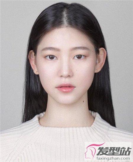 流行发型 职场发型  一般证件照要求都是要露耳设计的,齐脖短发波波头