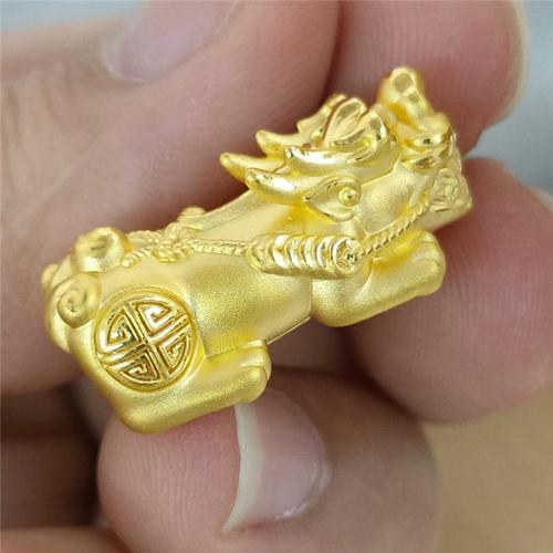 可以选择后背背着可以旋转活动的貔貅, 寓意为"时来运转"