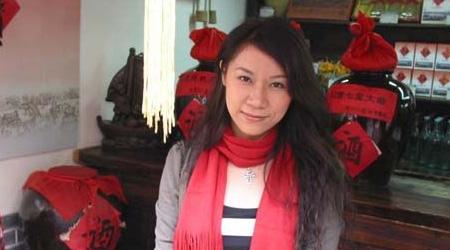 彭家丽图片