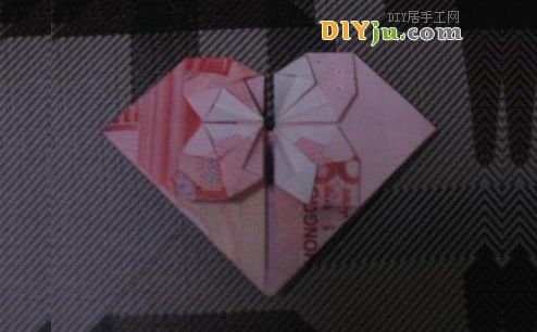 100元人民币折纸心