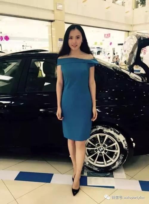 还是汽车女 摩登小辣椒?