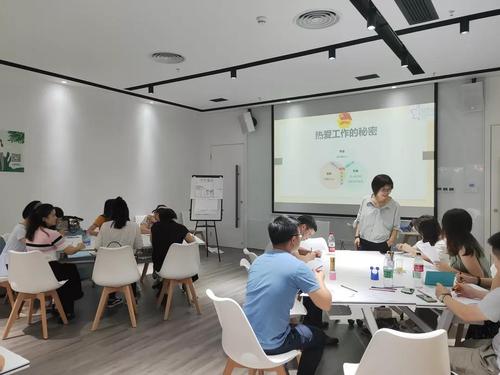 龙岗团区委开展学习生涯规划沙龙活动,畅享快乐青春