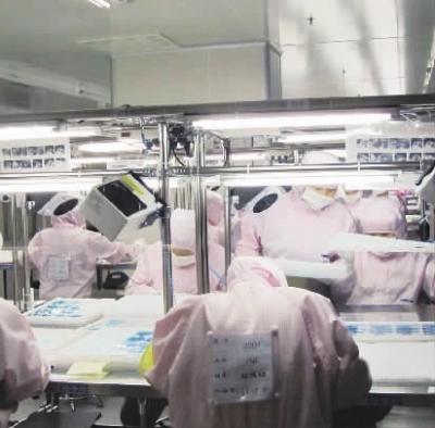 衡阳欧姆龙电子生产车间.