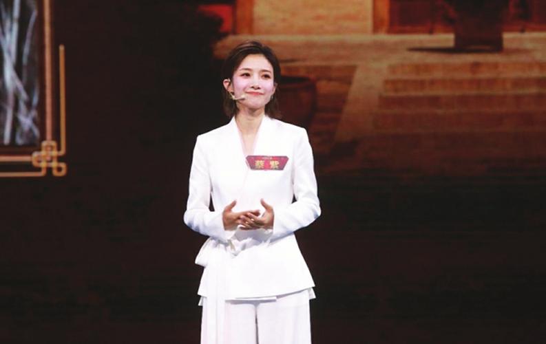 央视主持人大赛 自贡女孩晋级6强