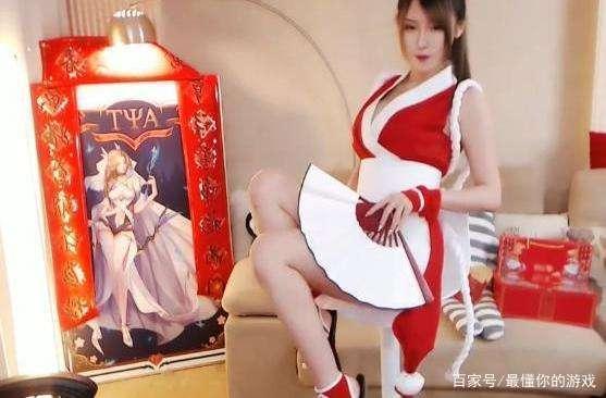腐团儿两年间cos的不知火舞,少了"灵魂",多了"妩媚"