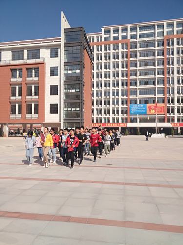 师徒共携手,研学新长征——记新长征中学于都化学名师