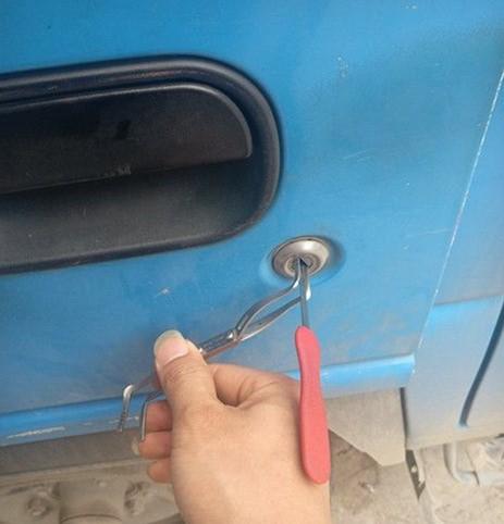 汽车开锁神器原理与使用技巧