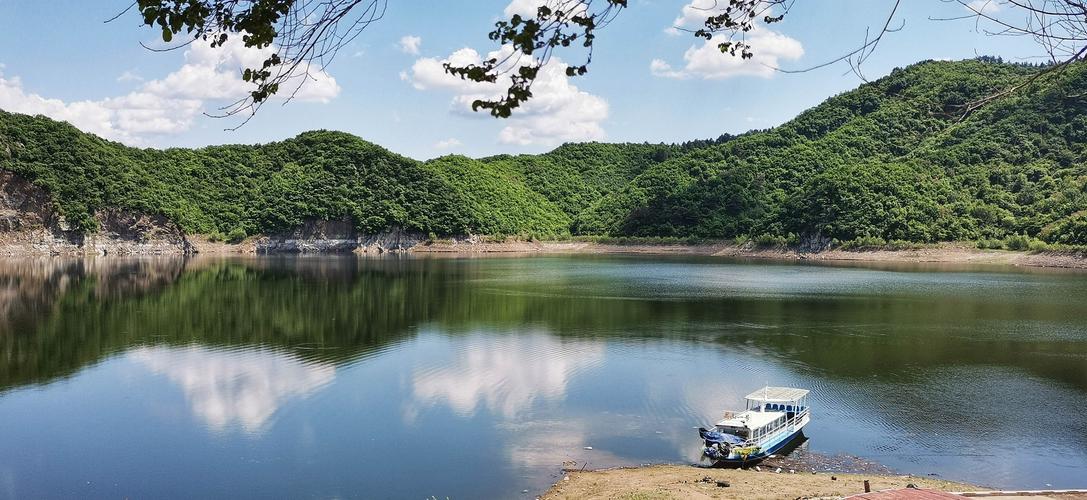 关山水库