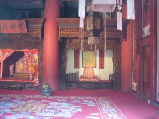 慈禧垂帘的地方好简陋.