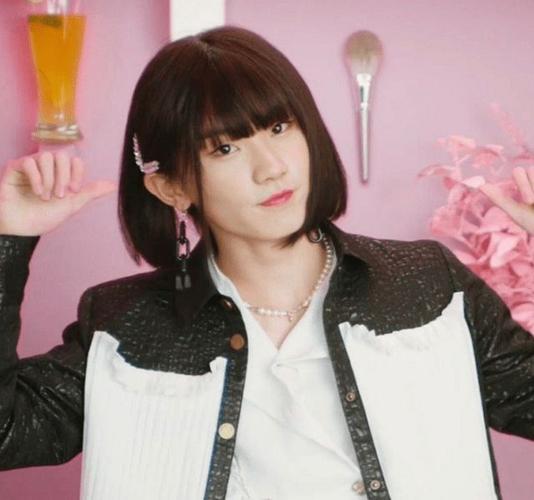 宋亚轩理想型姐姐的标准