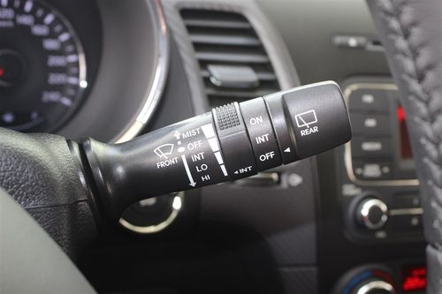 起亚k3s雨刷器开关