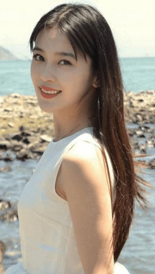 内地影视女演员赵樱子写真系列