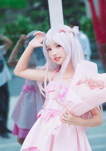 cosplay:漫展上遇见一位年龄好小的和泉纱雾,小妹妹应该还未成年
