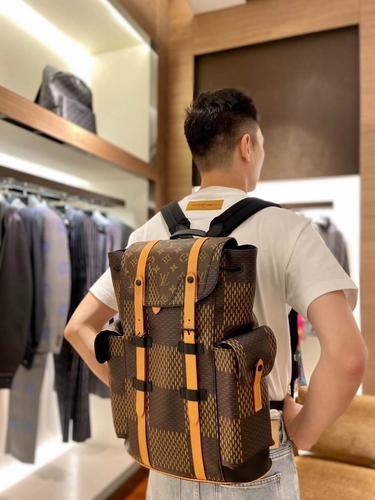 lv 2020新款nigo联名系列christopher小号双肩包 n40358