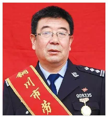 "一级警督"是什么级别的警察?相当于什么级别的官员?