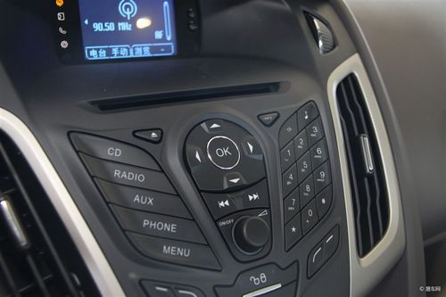 【福克斯两厢2012款1.6l 手动 舒适型中控台音响控制