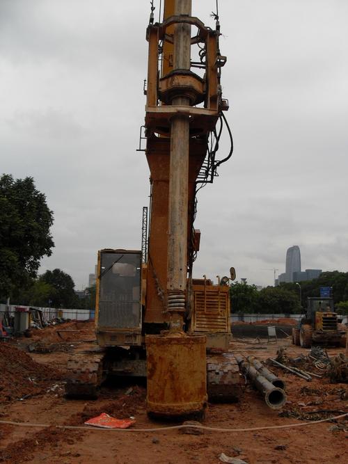 旋挖桩施工(图片及视频)