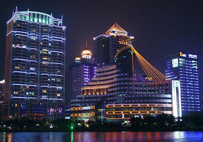 厦门白鹭洲公园夜景