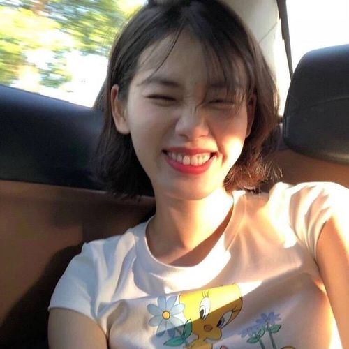 想找这种看起来非常干净利索又阳光大气的女生头像