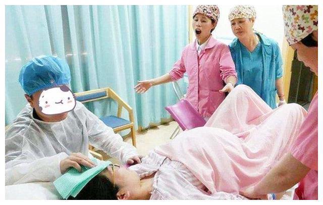 顺产时胎儿是怎么从产道娩出的组图给你答案看完觉得下体一凉